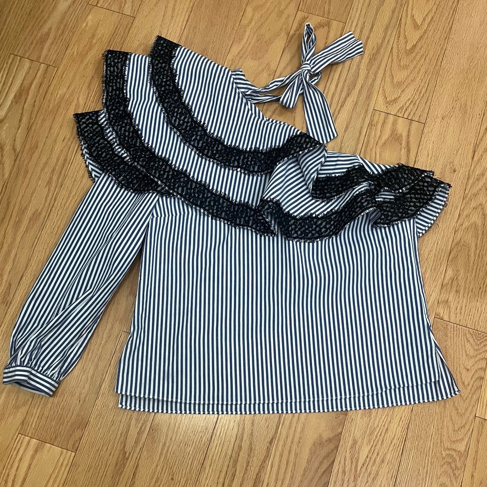 Veronica Beard Isla Striped One Shoulder Blouse - Picture 3 of 11